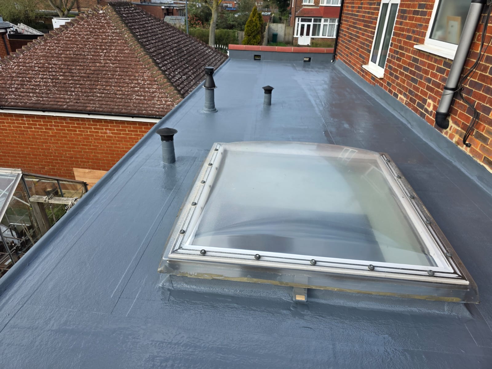 Liquid rubber application
